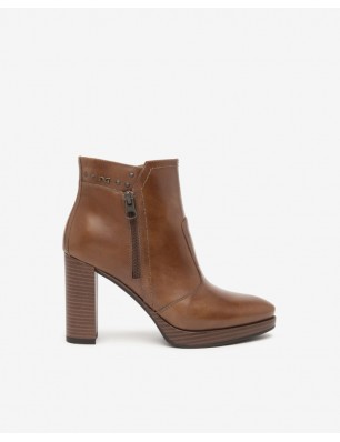 Nero Giardini bottines à talons en cuir camel